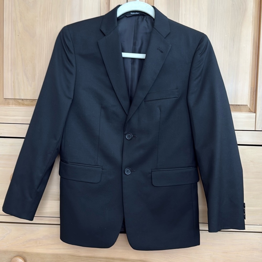 Joseph and Feiss Black Sport Coat with Structured Shoulders